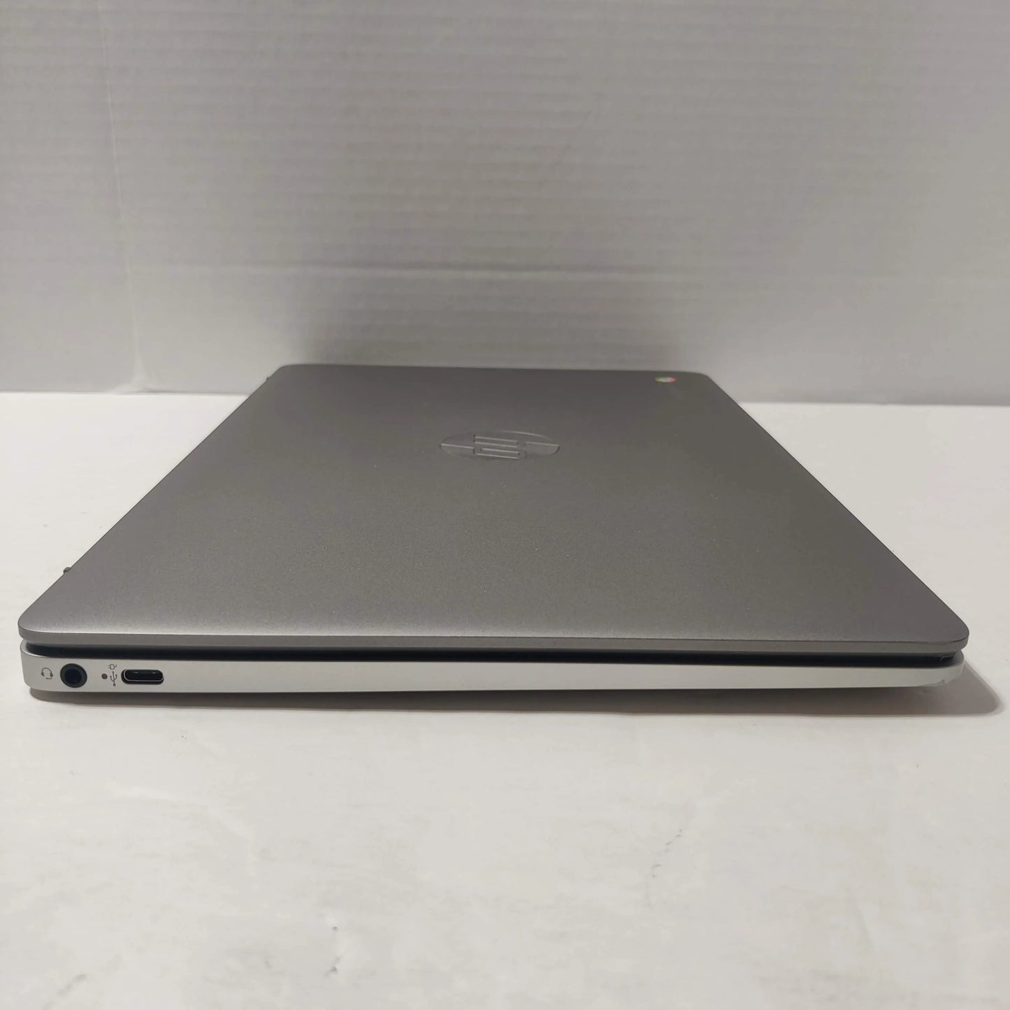 HP 14a-na 14" Chromebook N4020 4GB 32GB Gray Used Excellent