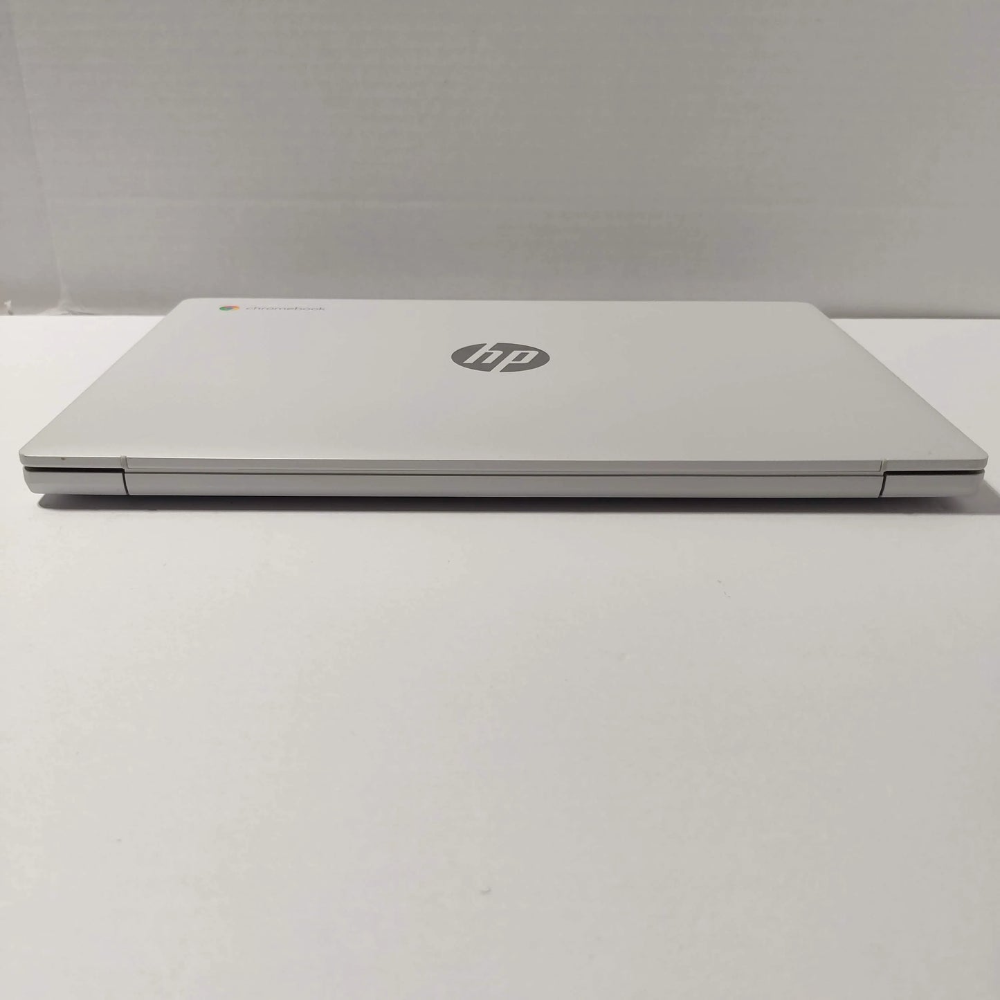 HP 14a-nf0002tg 14" Chromebook N100 4GB 64GB Glacier Silver, Used Excellent