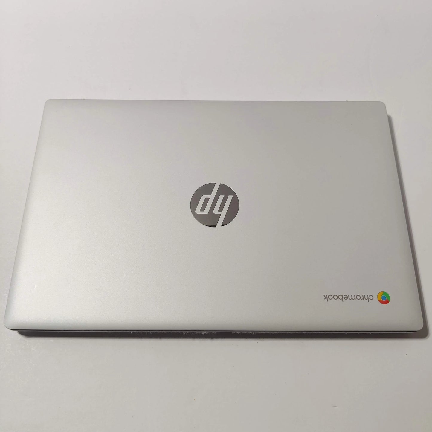 HP 14a-nf0002tg 14" Chromebook N100 4GB 64GB Glacier Silver, Used Excellent