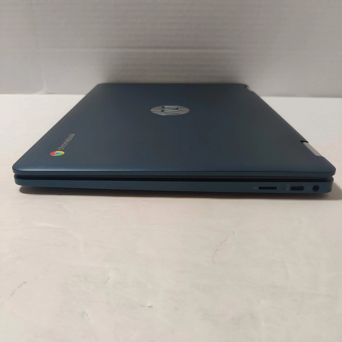 HP x360 14b-cb 14" Touchscreen 2 in 1 Chromebook Pentium Silver N6000 4GB 64GB Teal/Black Used Excellent