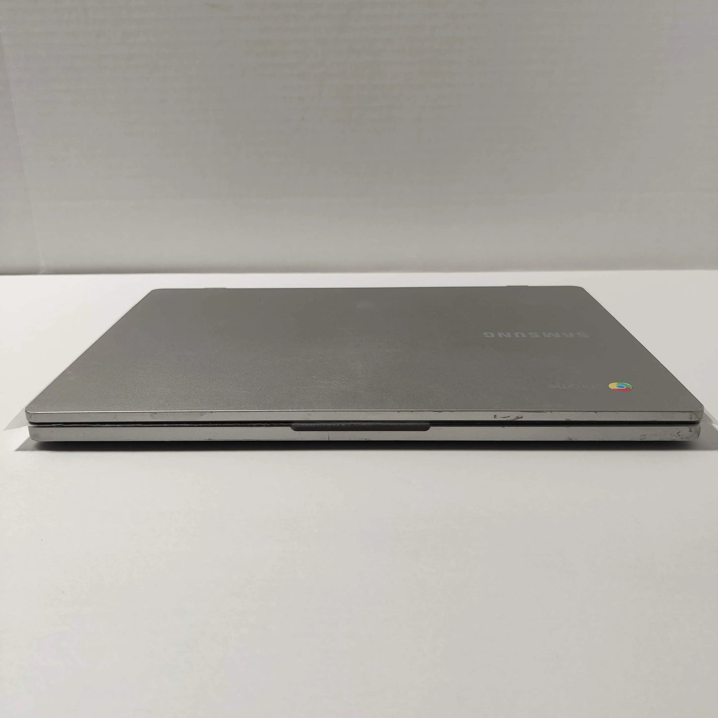 Samsung Chromebook 4 11.6" Chromebook Celeron N4000 6GB 64GB Platinum Titan, Used Fair