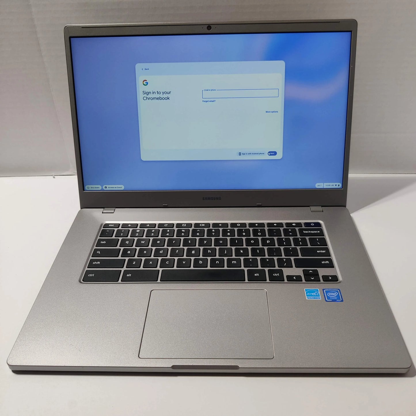 Samsung Chromebook 4 Plus 15.6" Chromebook Celeron N4000 6GB 64GB Platinum Titan, Used Excellent